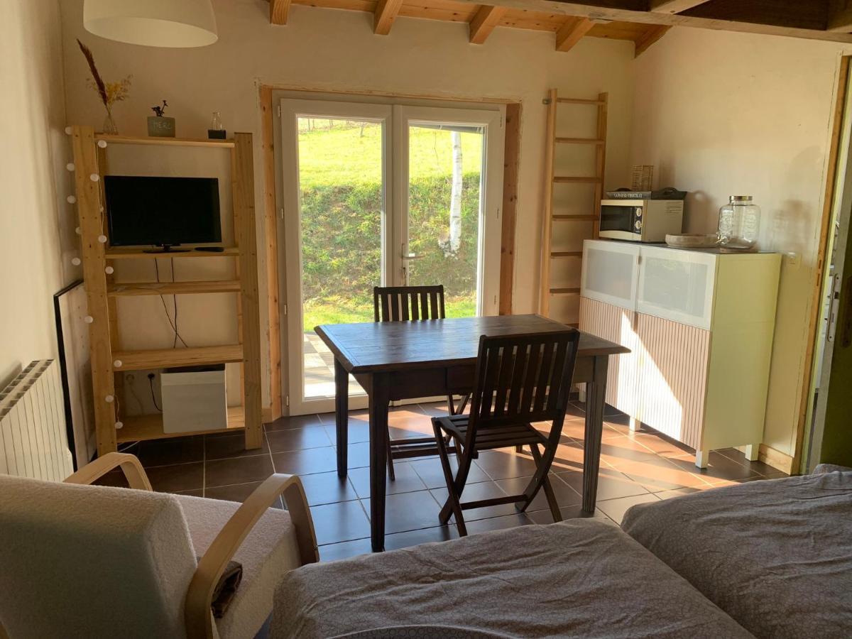 Studio Laina Avec Piscine, Spa Optionnel Irissarry Esterno foto