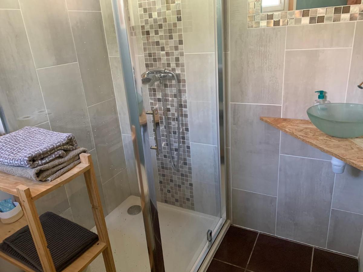 Studio Laina Avec Piscine, Spa Optionnel Irissarry Esterno foto